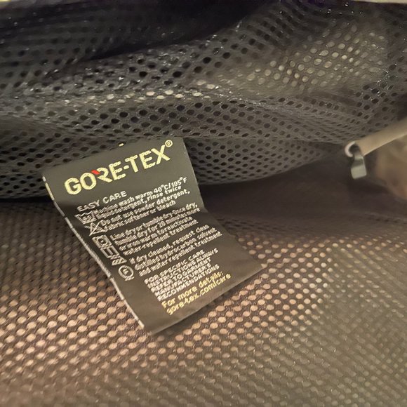 Galvin Green Mens ALTON Gore-Tex Paclite® Rain Jacket. (fits Small) - Picture 4 of 4